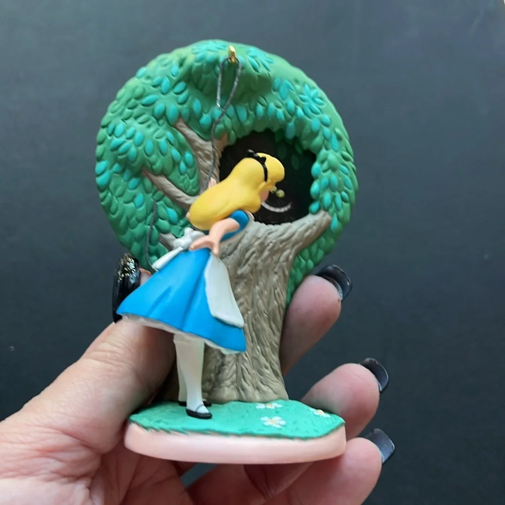 HALLMARK 2000 Alice Meets the Cheshire Cat Ornament